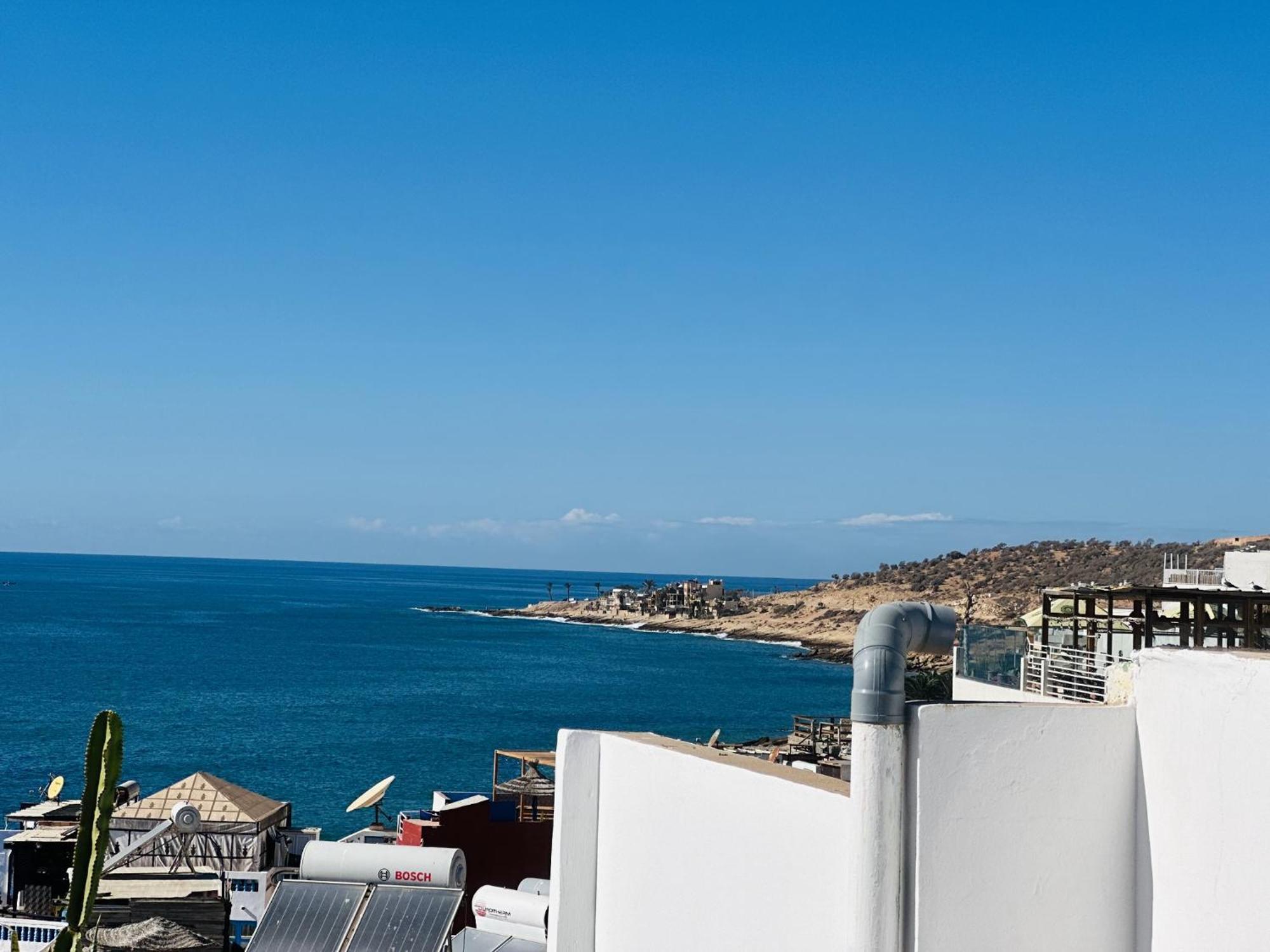 Atlas Hostel Taghazout Esterno foto