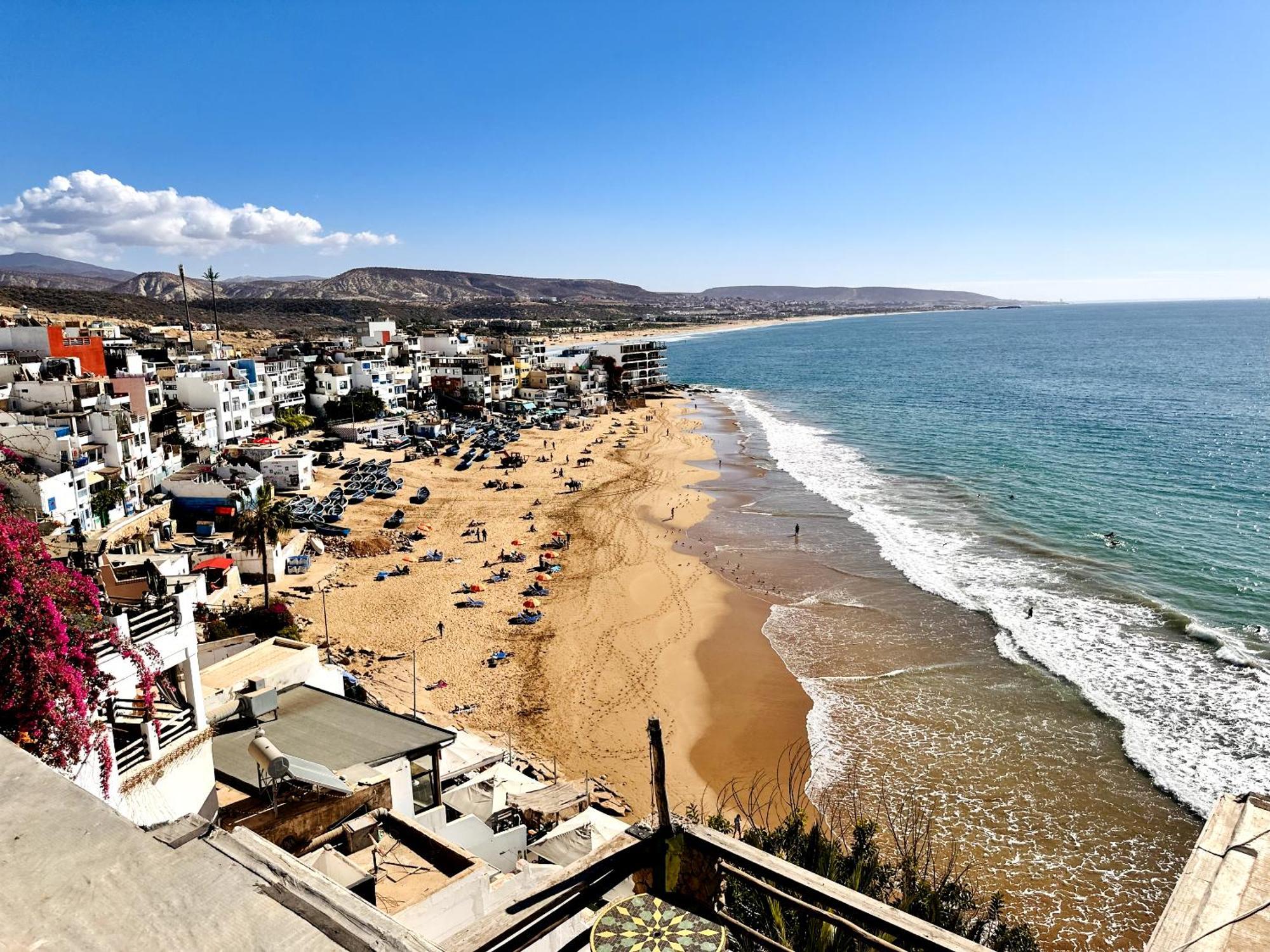 Atlas Hostel Taghazout Esterno foto