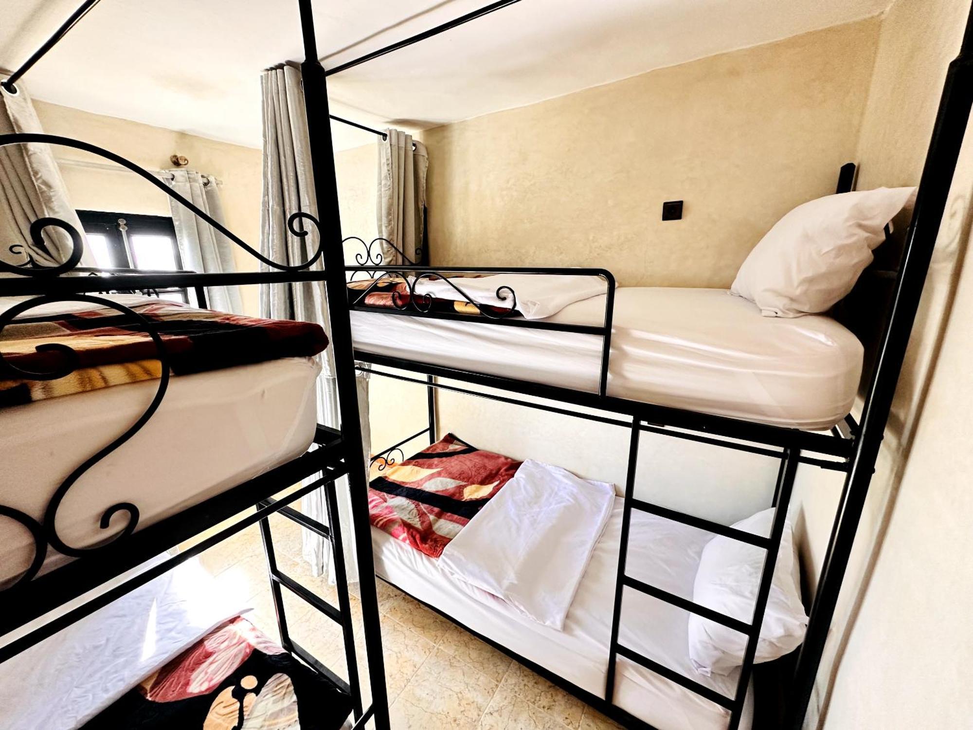 Atlas Hostel Taghazout Esterno foto