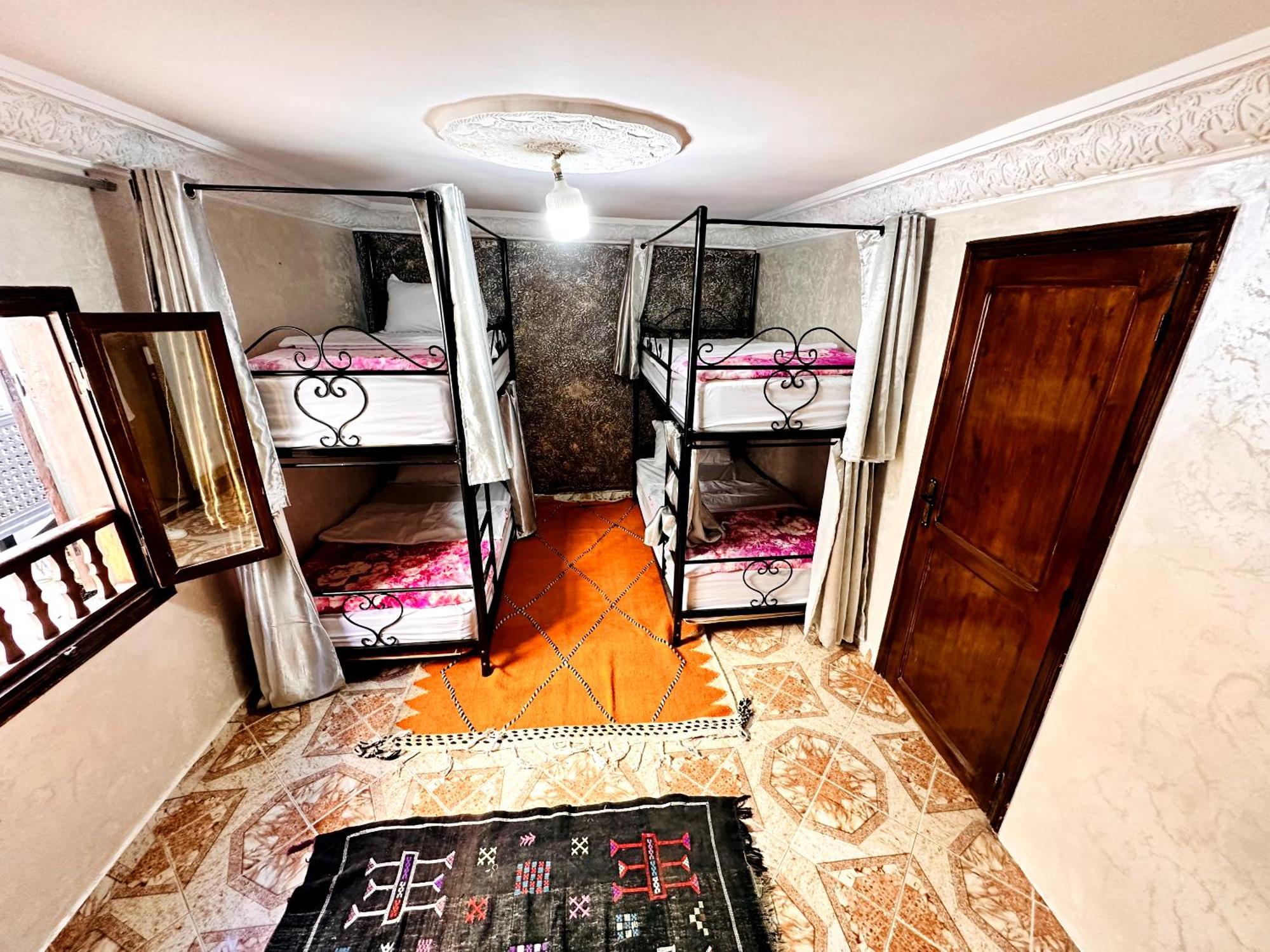Atlas Hostel Taghazout Esterno foto