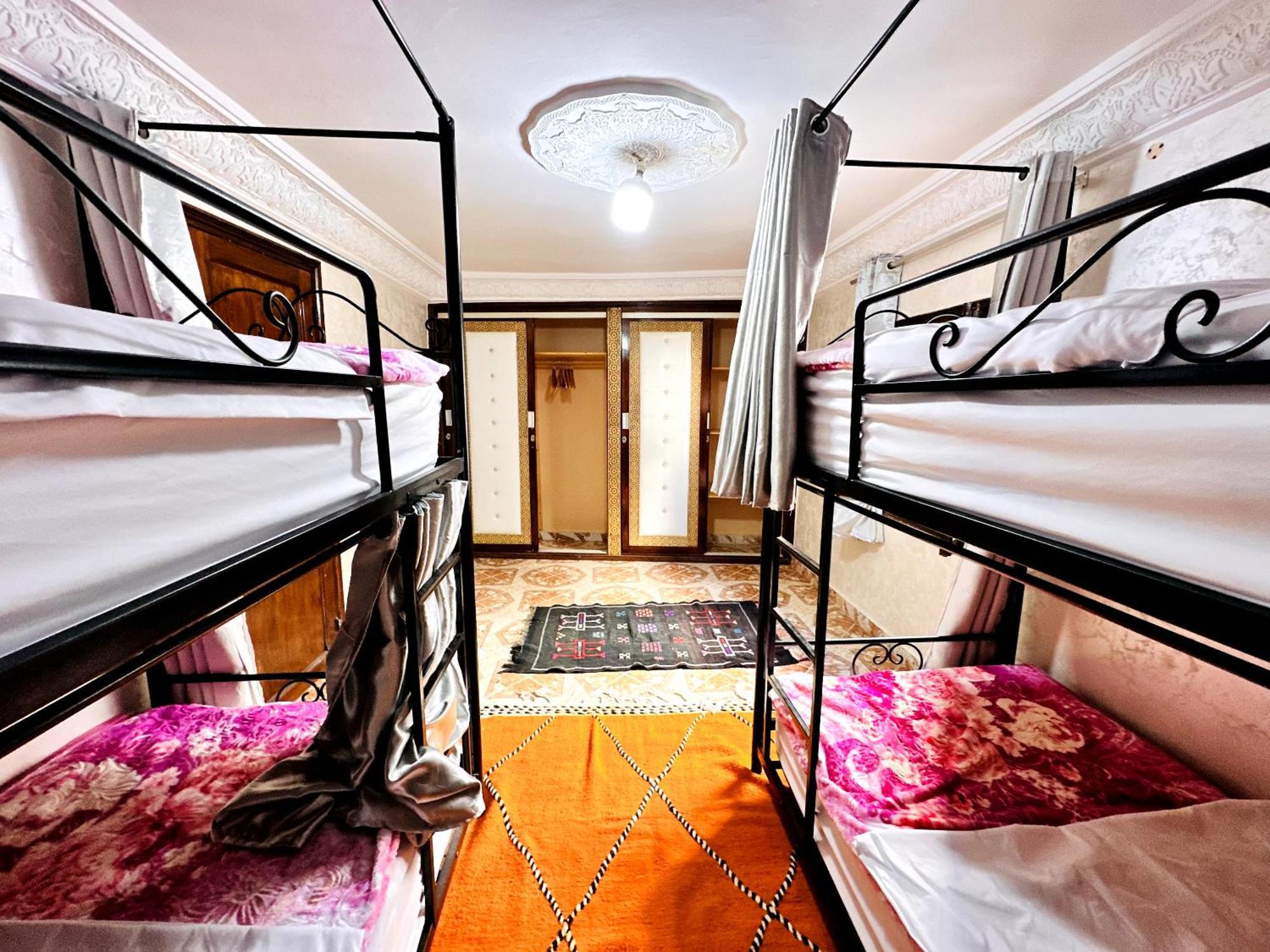 Atlas Hostel Taghazout Esterno foto